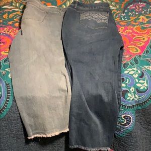 2 pairs vintage America crop jeans